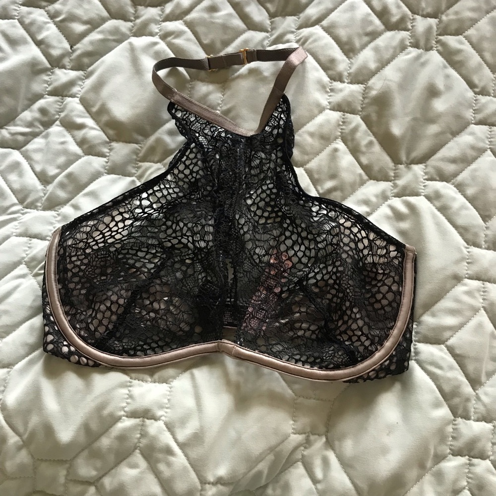 VS unlined halter